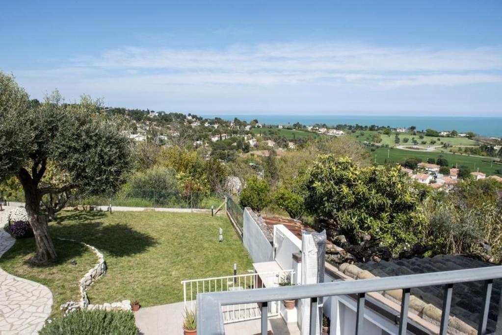 Appartement Grazioso Bilocale A 5 Minuti Da Numana Extérieur photo